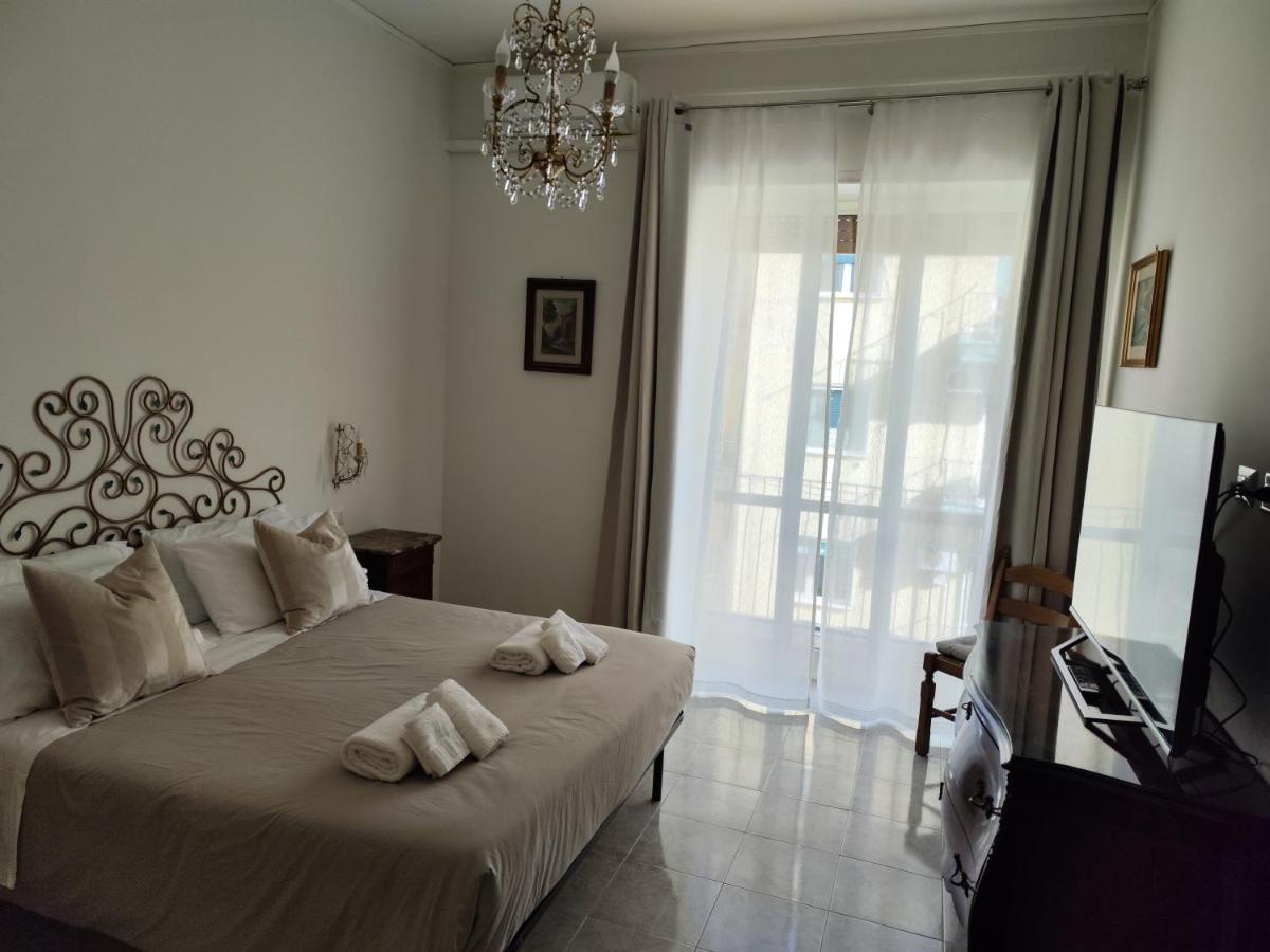 Ianos Apartment Napoli Esterno foto